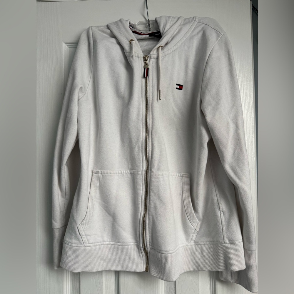 Tommy Hilfiger White Zip-Up Hoodie
No tags, fits like a youth large